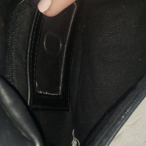 NINE WEST BLACK FAUX LEATHER ADJUSTABLE STRAP PURSE SOULDER - Picture 4 of 4